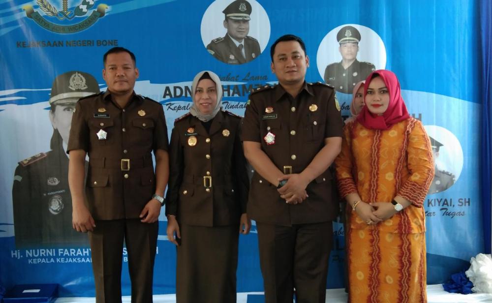Suasana Haru Warnai Pisah Sambut Kasi Pidum Kejari Bone
