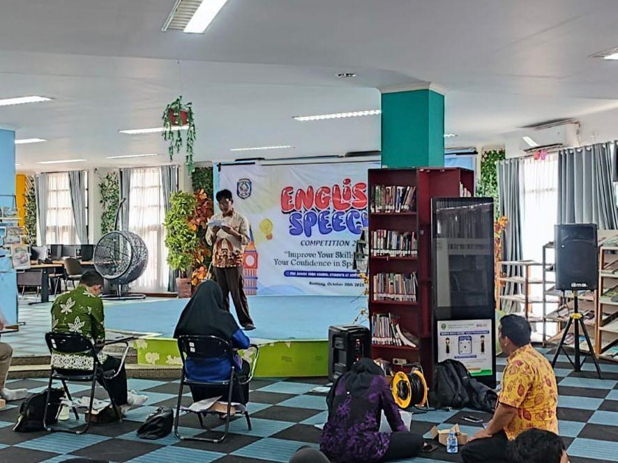 28 Siswa SMP Sederajat Bontang Ikuti English Speech Competition 2025