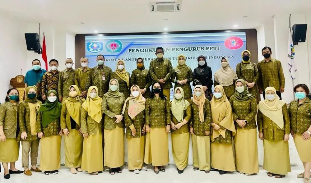 Kukuhkan Pengurus PPTI Bontang, Basri Optimis Penyakit TBC Bisa Diberantas Tahun 2030