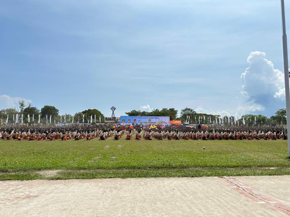 Meriahkan HUT ke-26 Kota Bontang, 2000 Penari Jepen Tampil Memukau