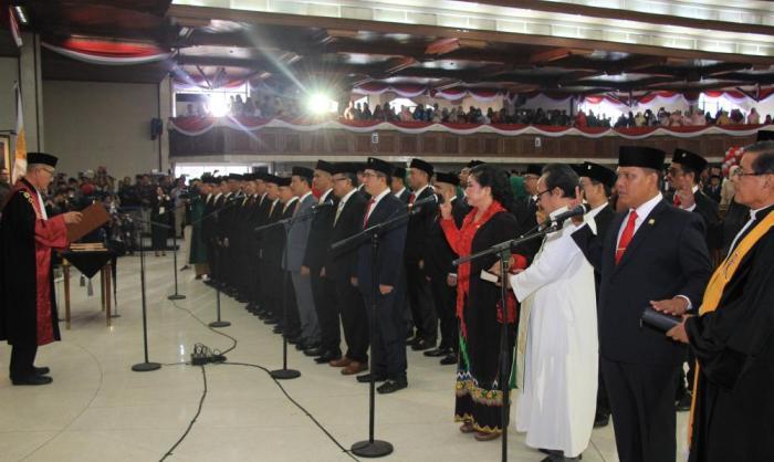 55 Anggota DPRD Kaltim Periode 2019-2024 Dilantik 