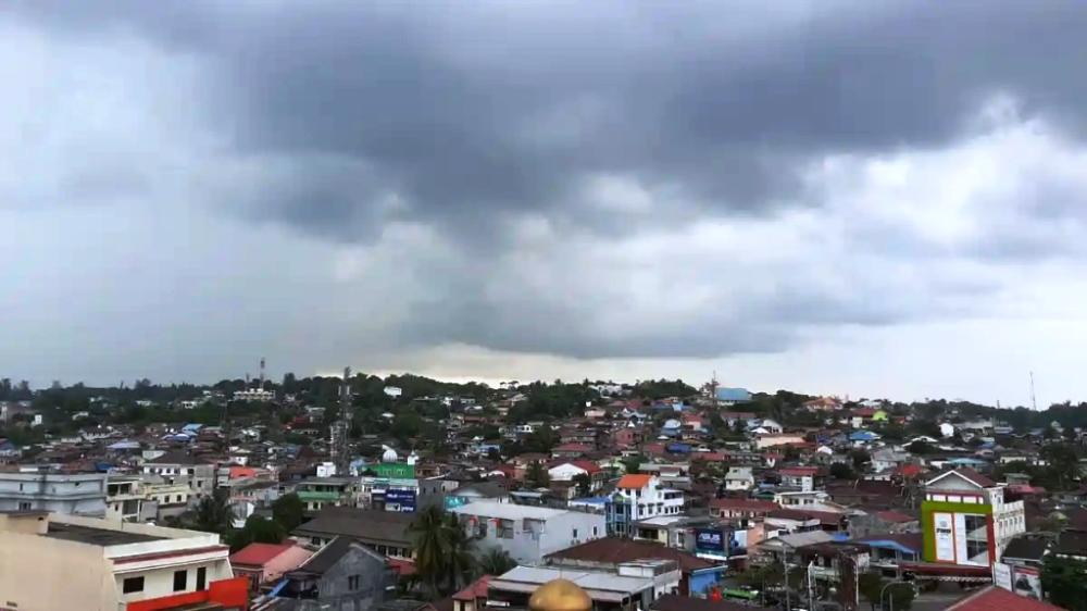 Bibit Siklon di Filipina Berimbas ke Kalimantan, BMKG Pantau Kaltim dan Kalsel