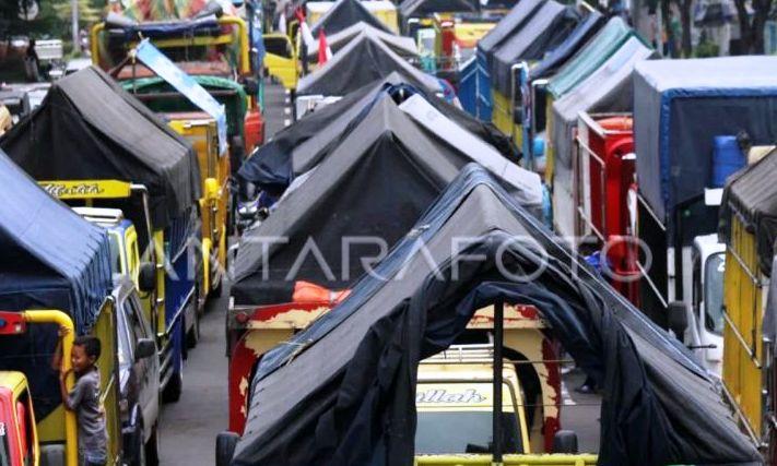Puluhan Sopir Truk Kena Semprit Usai Terobos Jalur Kota Samarinda