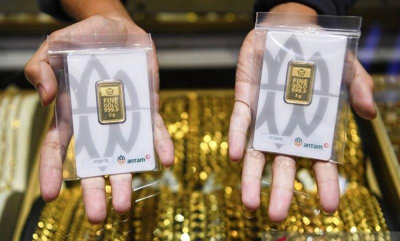 Harga Emas Antam Hari Ini Sabtu Berbalik Naik 