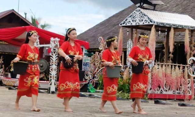 Bahasa Dayak di Ambang Kepunahan