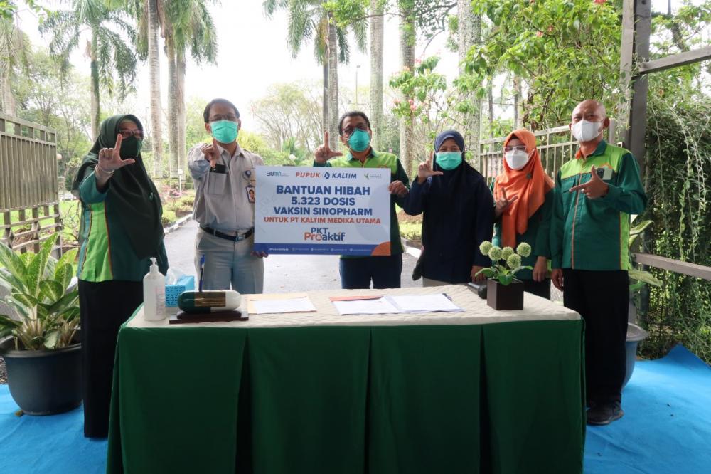 Dukung Percepatan Heard Imunnity, Pupuk Kaltim Salurkan Ribuan Vaksin Sinopharm