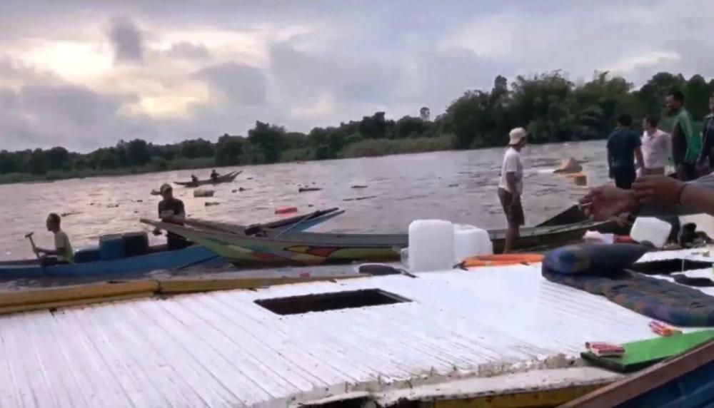 Kapal Rute Samarinda-Long Bagun Tenggelam, Manifes Tak Sesuai
