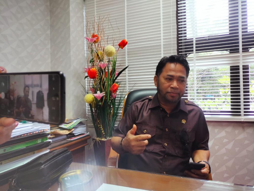 Amir Tosina Nilai Kebijakan Pemkot Bontang Tarik Tong Sampah di Pinggir Jalan Tidak Tepat