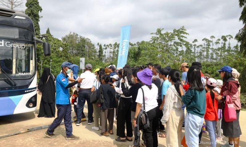 Natal, Ibu Kota Baru Diserbu Ribuan Orang