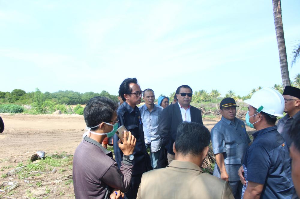 Anggota DPRD Bontang  Sidak Lahan CPO Segendis