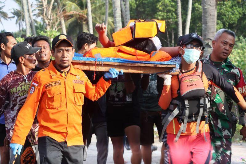 Kisah Heroik ABK Selamatkan Belasan Penumpang Saat KMP Tunu Pratama Tenggelam