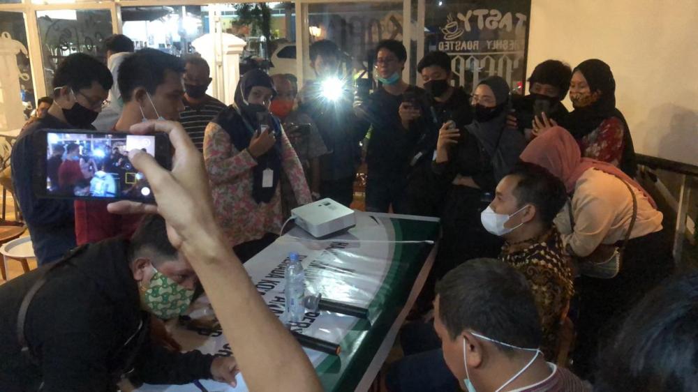 Dinilai Ilegal, Bawaslu Bontang Bubarkan Paksa Pemaparan Hasil Survey LSI Denny JA