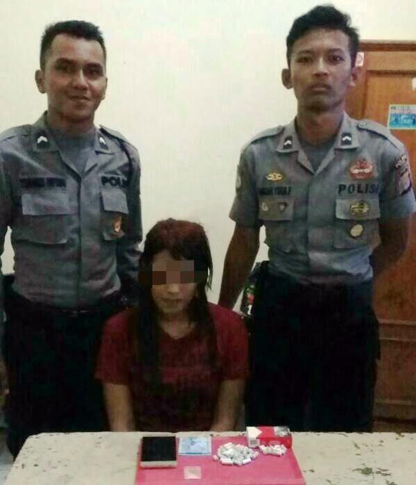 Simpan Ratusan Pil Koplo, Seorang Perempuan Diamankan di Mapolres Kutim