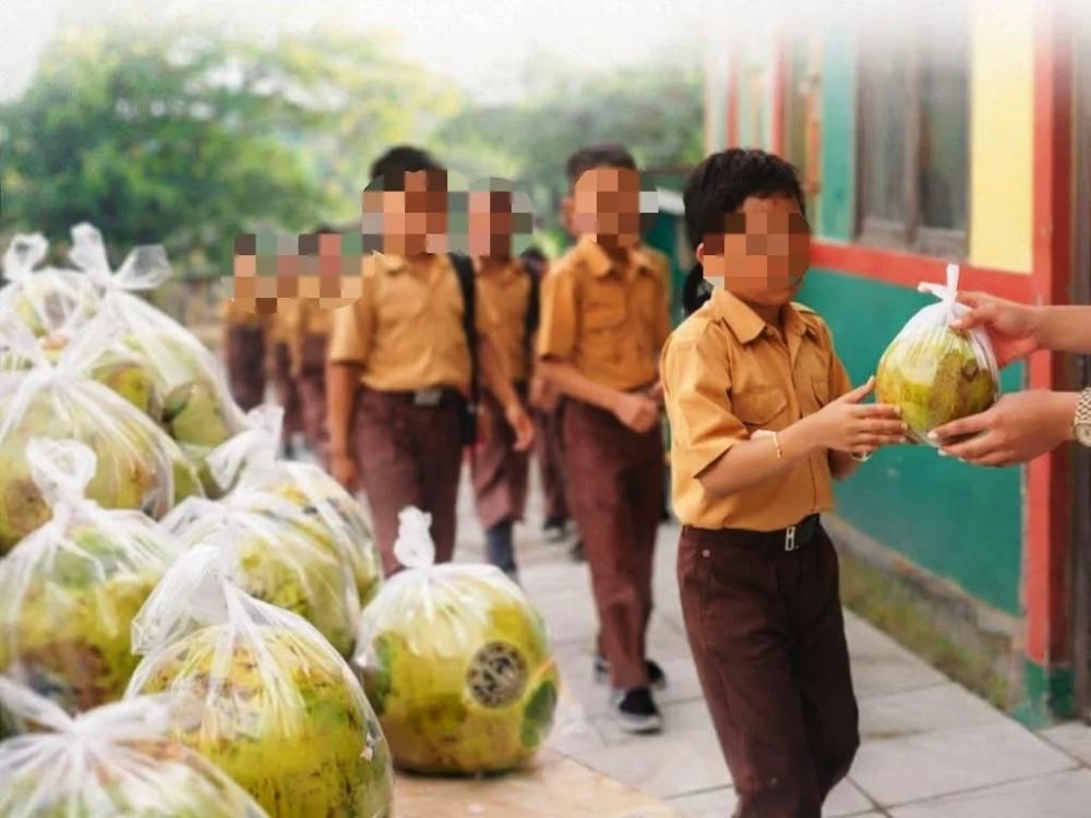 Kelapa Utuh Jadi Menu MBG di Muara Badak Kaltim, SPPG Angkat Bicara