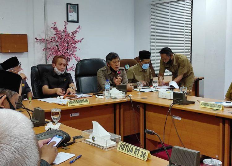 Pedagang Pasar Tamrin Keluhkan Pedagang Liar, Dewan Usulkan Penataan Jalan