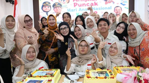 Di Puncak HAN 2026, Wali Kota Neni Dapat Kejutan Ulang Tahun