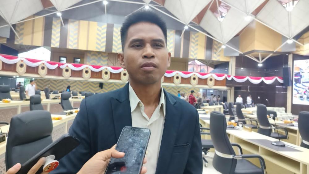 Aliran Listrik di Wilayah Desa Perlu Direalisasikan