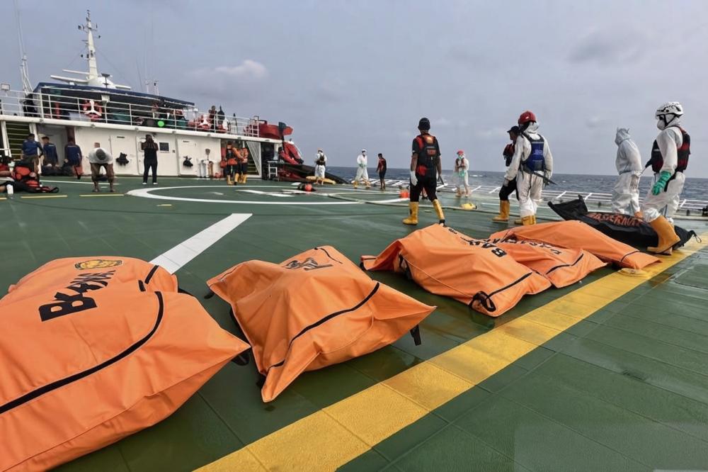 Hari ke-12 Pencarian KM Virgo, 93 Korban Diduga Masih Terjebak dalam Kapal