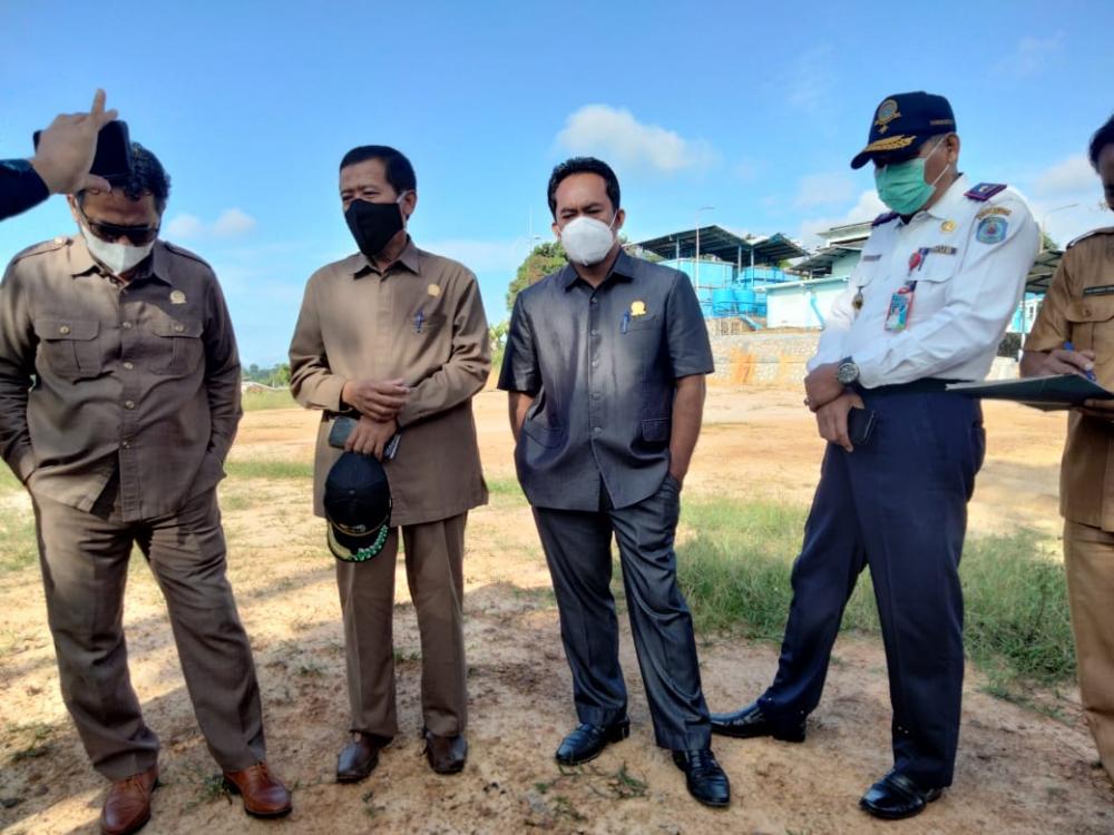 Dewan Bontang Tinjau Lahan Untuk Gedung Uji KIR di Loktuan