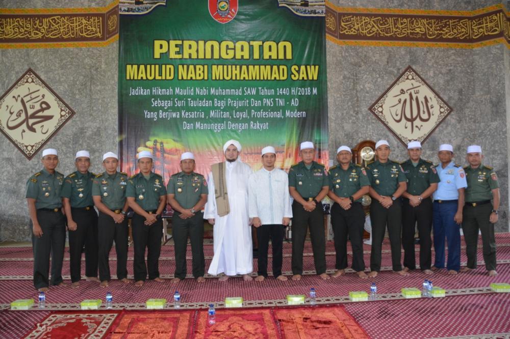 Pangdam VI/Mlw Hadiri Peringatan Maulid Nabi Muhammad SAW