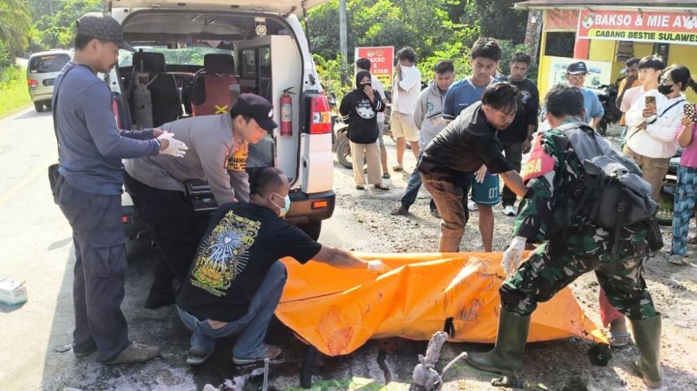 Kecelakaan Horor di Bengalon, Dua Pengendara Tewas Terbakar Usai Bertabrakan