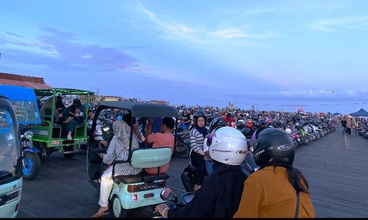 Wisata Bontang Kuala Gelap Gulita, Plang Jalan pun Tak Ada