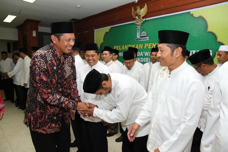 HADIRI PELANTIKAN BKDIB, WAWALI BONTANG INGATKAN AKAN ANCAMAN PERUSAK MORAL MASYARAKAT