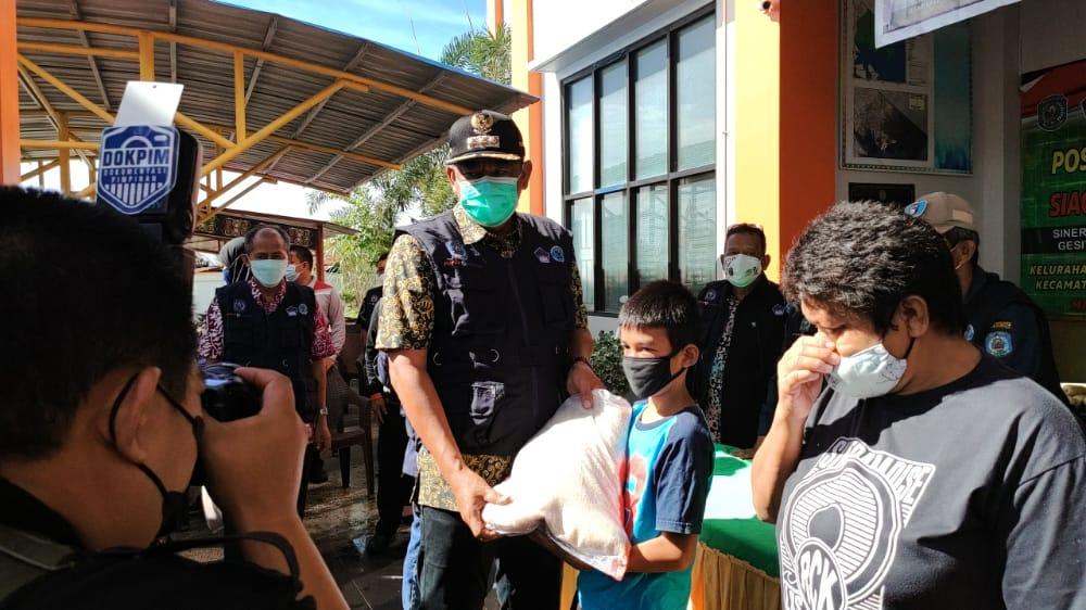 Tahap Pertama, Pemkot Bontang Salurkan 51.4 Ton Beras ke Warga Isoman dan Disabilitas