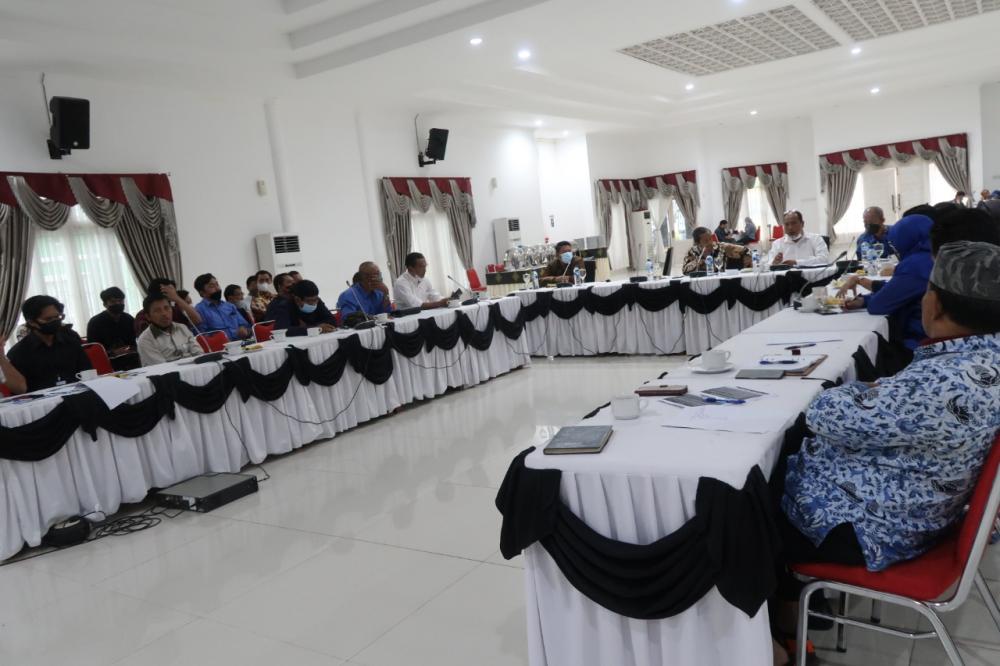 Dibuka Asisten II, Disnaker Bontang Sosialisasikan Peraturan Ketenagakerjaan Teranyar