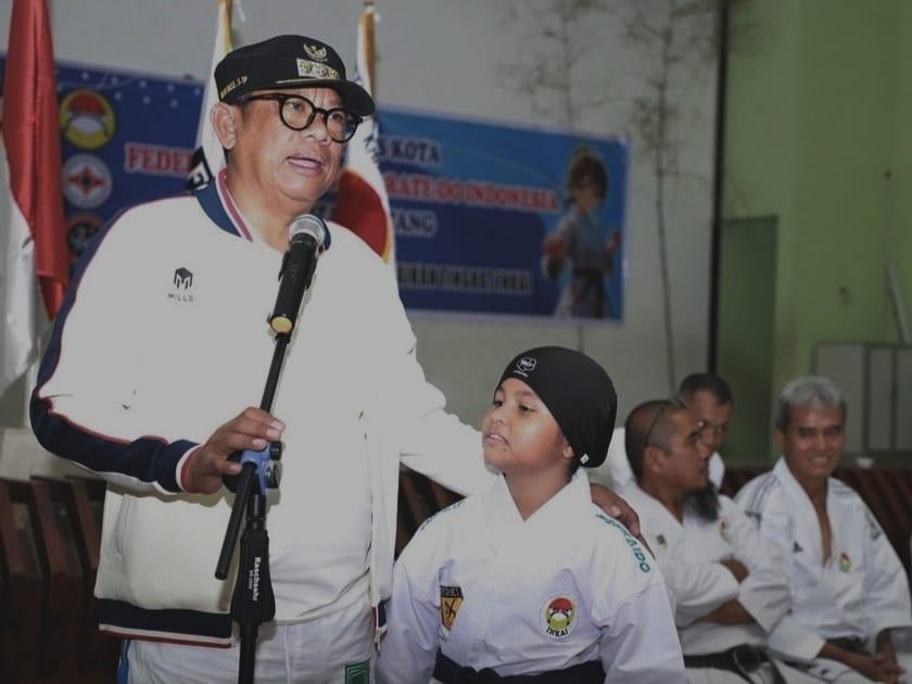 Basri Bangga Lihat Karateka INKAI Ikuti Ujian Kenaikan Tingkat