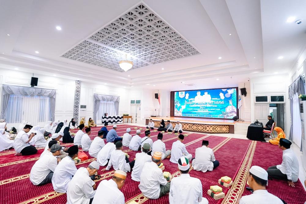 Jelang Berangkat ke Tanah Suci, Neni Bekali Calon Jemaah Haji Bontang Pesan Penting