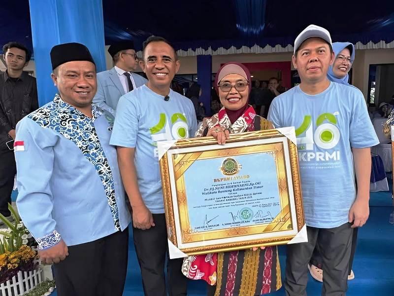 Bunda Neni Raih BKPRMI Award 2025 di Ajang Nasional: Insentif Guru Ngaji Naik
