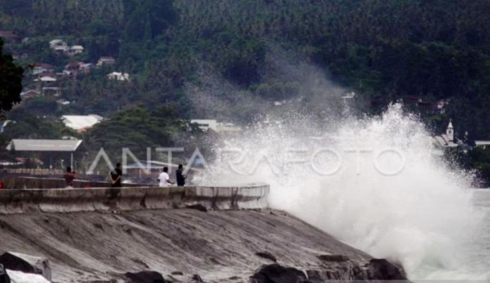 Gelombang 4 Meter Berpotensi Sapu Sejumlah Perairan Indonesia