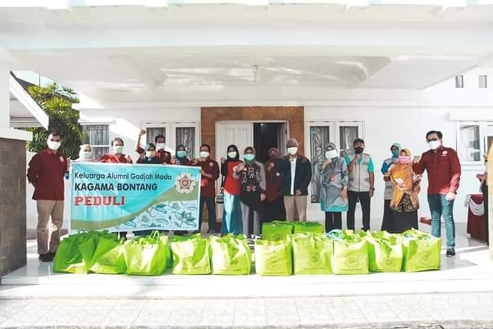 Lawan Corona, Kagama Bontang Sumbang APD Bagi Tenaga Medis