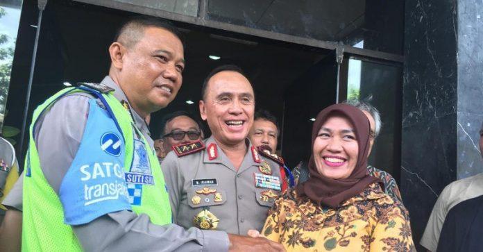 Tak Hanya Jabatan Dicopot, Dora Natalia Pun Dimutasi Keluar Jawa