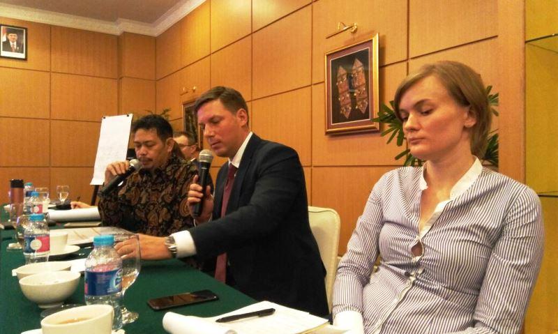 Rel Kereta Api Dilengkapi Jaringan Fiber Optik, Daerah yang Dilewati Akan Dijangkau Sinyal