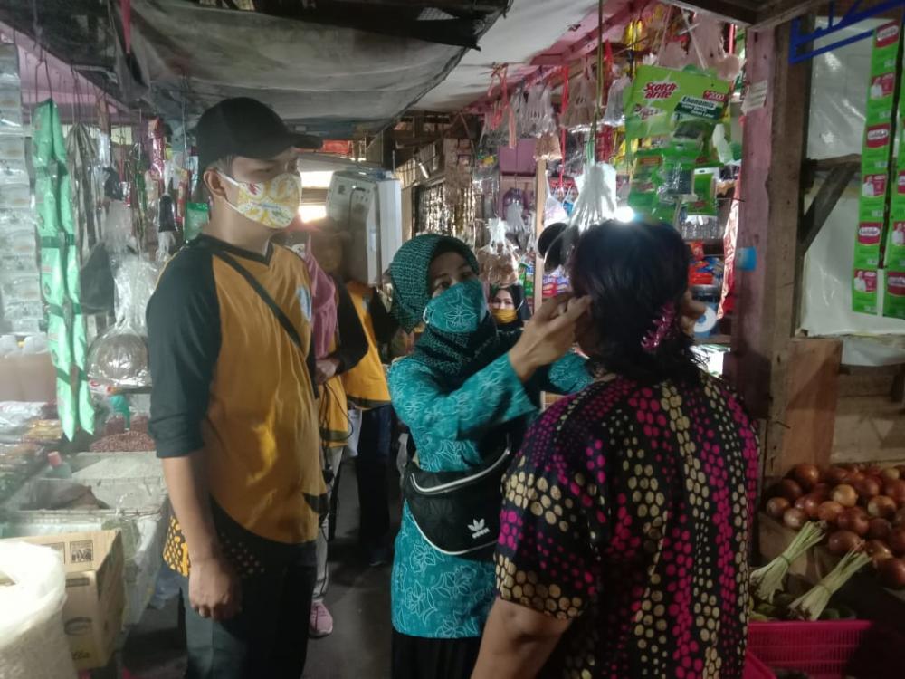 Antisipasi Corona, PKK dan Kelurahan Loktuan Bagikan 1550 Masker
