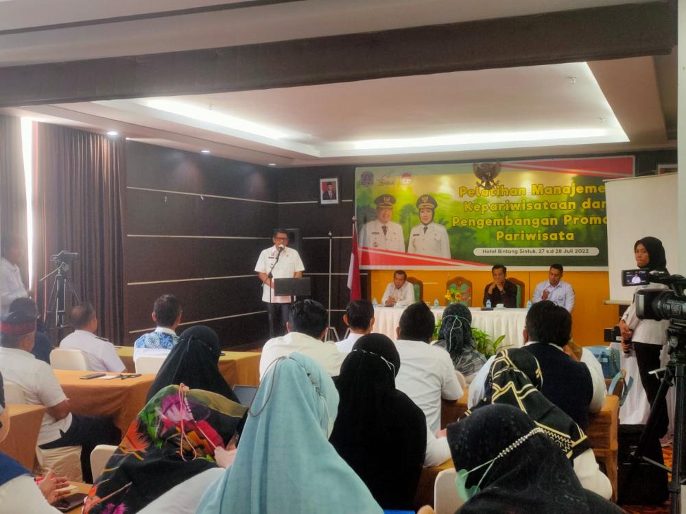 Wali Kota Basri Buka Pelatihan Manajemen dan Pengembangan Promosi Wisata Bagi ASN Bontang
