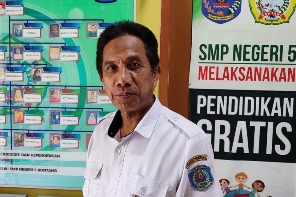 SMPN 5 Bontang Tampilkan Tarian dan Kostum Tema Kerajaan di BCC 2025