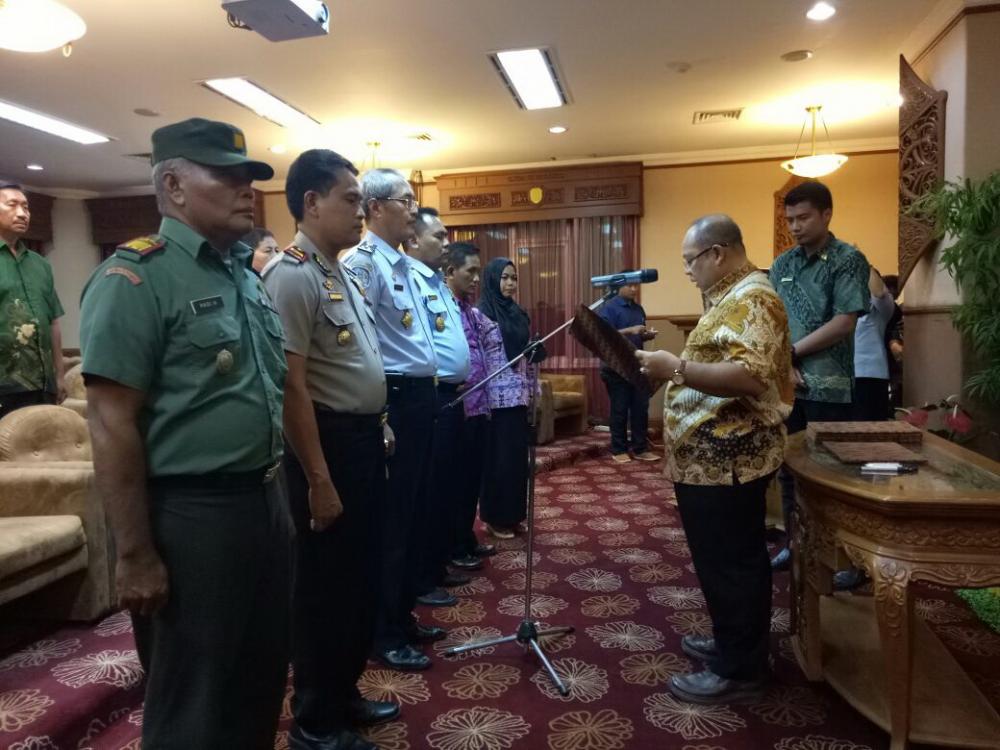 Kutim Waspada Tenaga Kerja Asing