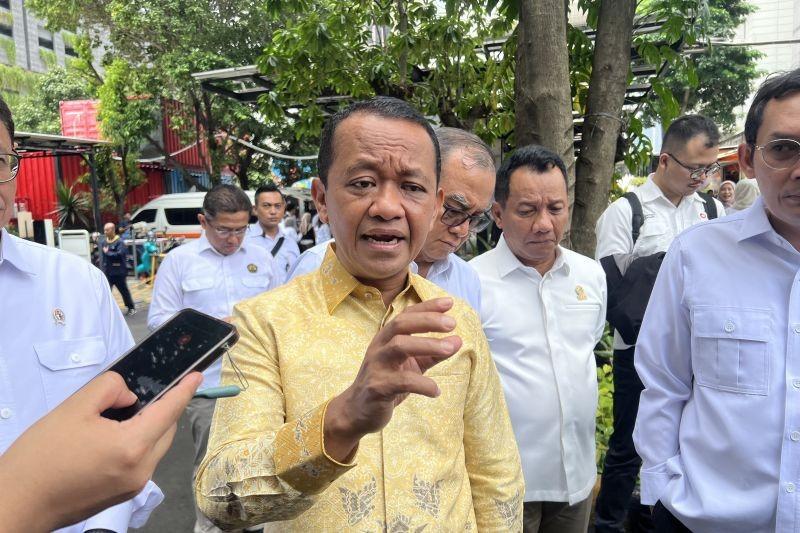 Harga Minyak Dunia Menggila, Kata Bahlil Pertalite Tak Naik