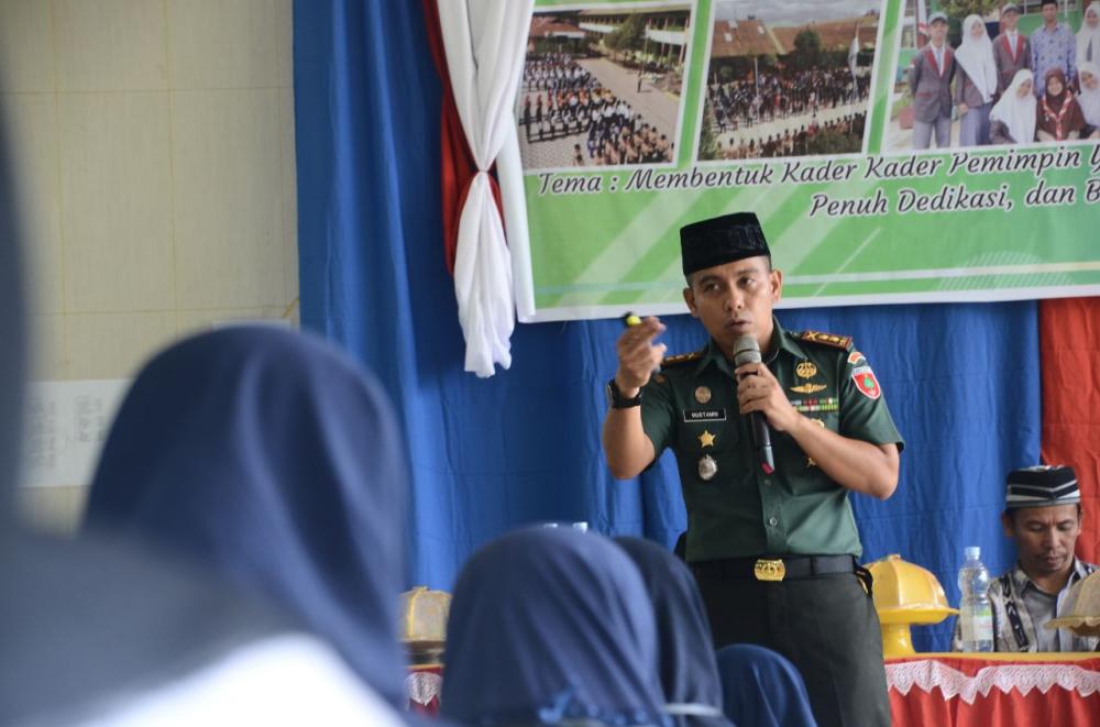 Dandim Bekali Siswa MAN 1 Bone Wawasan Kebangsaan