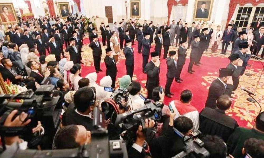 Wacana Potong Gaji Pejabat Muncul, DPR Singgung Alarm Krisis