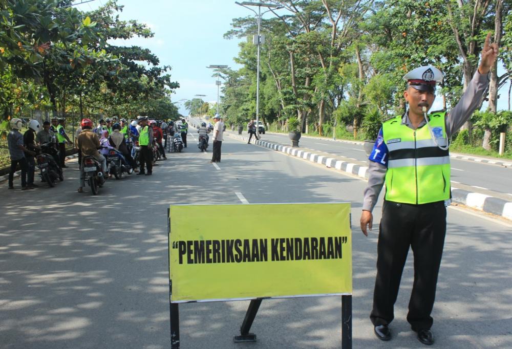  Razia Satlantas Bontang-Badan Pendapatan Daerah Jaring 45 STNK Kadaluwarsa.