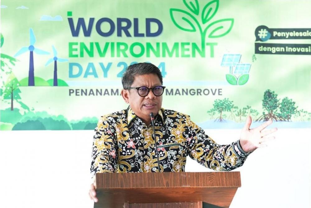 Bersama PT KNI, Wali Kota Bontang Ikut Penanaman 6 Ribu Mangrove   