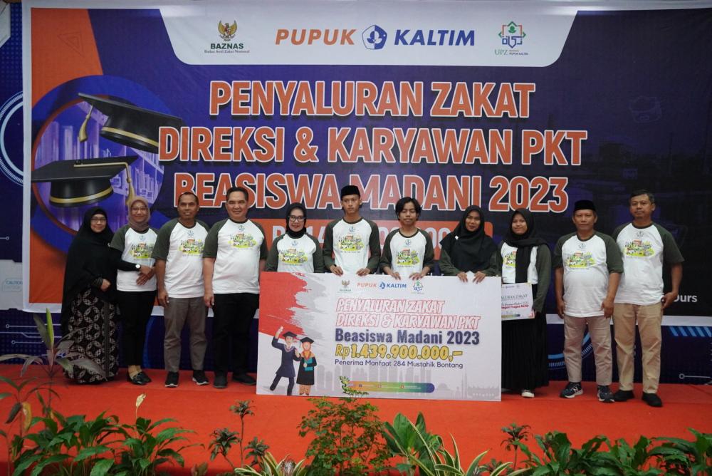 Optimalkan Pendayagunaan Zakat, UPZ Pupuk Kaltim Salurkan Beasiswa Madani Senilai Rp1,4 Miliar