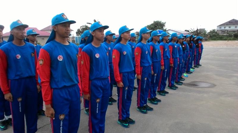 JELANG HUT RI KE-71, PASKIBRAKA RUTIN LATIHAN MESKI BERPUASA
