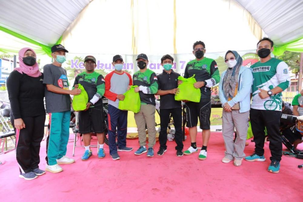 Selain Sehat, Car Free Day Gunung Elai Bontang Juga Bernuansa Kemanusiaan