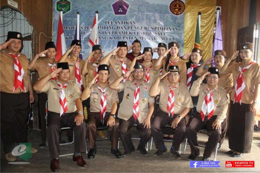 Sebanyak 17 Pengurus Saka Pramuka Pariwisata Kwarcab Mahulu Dilantik
