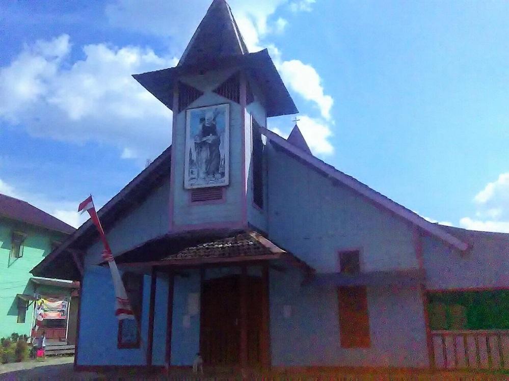 Dinas PUPR Mahulu Genjot Pembangunan Aula Gereja Rukun Damai